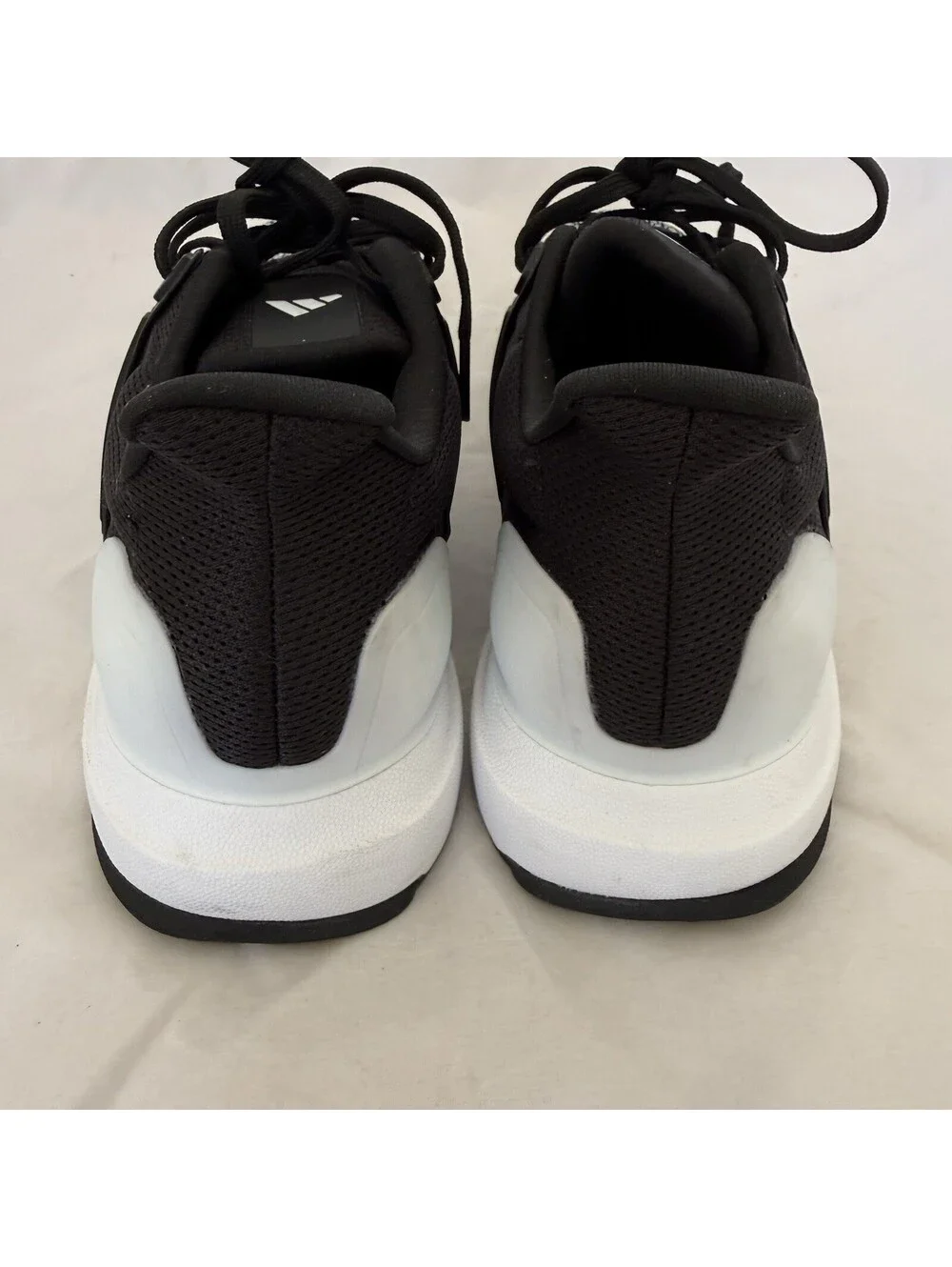 Adidas Ultradream DNA Men's Shoes Size 9.5 Black White JS0313 Running Walking